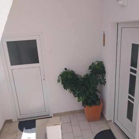 Apartmani Bonavia Jelsa  Luaran gambar