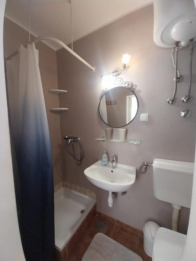 Apartmani Bonavia Jelsa  Luaran gambar